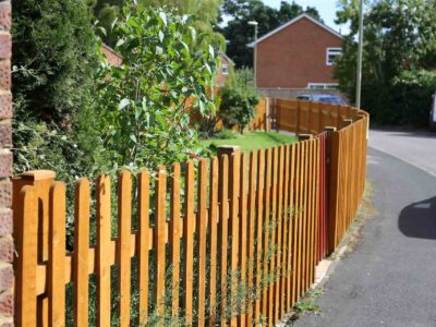 Composite fencing Hildenborough